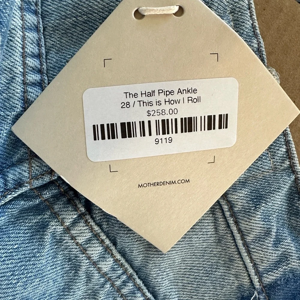 MOTHER The Half Pipe Sneak Wide Leg (Barrel) jeans in This is How I Roll - Picture 7 of 9